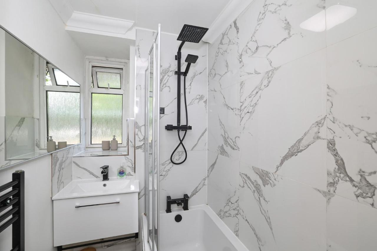 Bright & Modern Islington 2Bd Apt For 6 Lägenhet London Exteriör bild